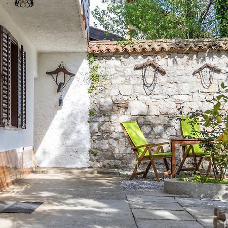 Domacija Mirko Bed and Breakfast Miren Eksteriør billede